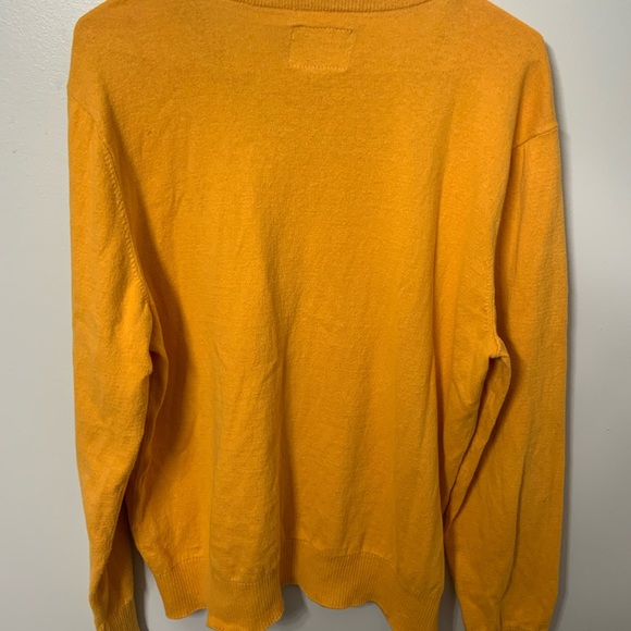 Yellow American Eagle Women’s Oversized V-Neck Sweater Crewneck - Picture 2 of 3
